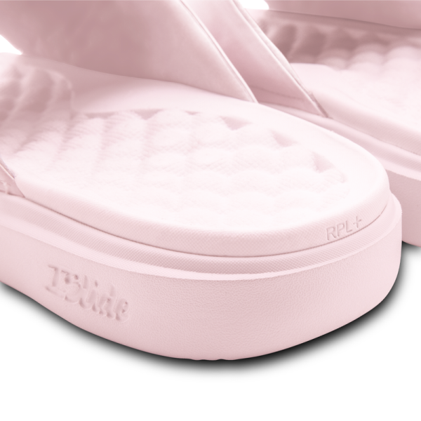 Unisex Brooklyn Nets ISlide Pink Minimalistic Motive Slide Sandals