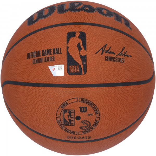 Мяч Atlanta Hawks Fanatics Authentic Game-Used Basketball vs, Philadelphia 76ers on March 28, 2025