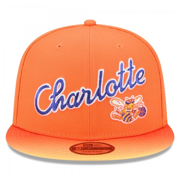 Бейсболка Charlotte Hornets New Era 2025/26 City Edition Alternate 9FIFTY Snapback - Orange