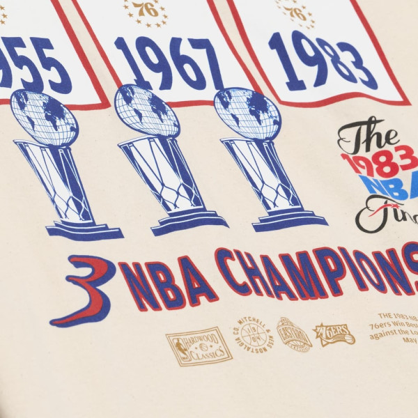 Футболка Philadelphia 76ers Mitchell & Ness Cream Hardwood Classics Champions Vintage