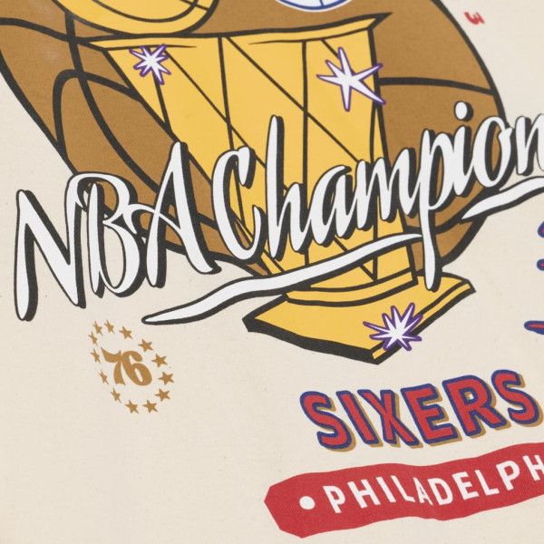 Футболка Philadelphia 76ers Mitchell & Ness Cream Hardwood Classics Champions Vintage