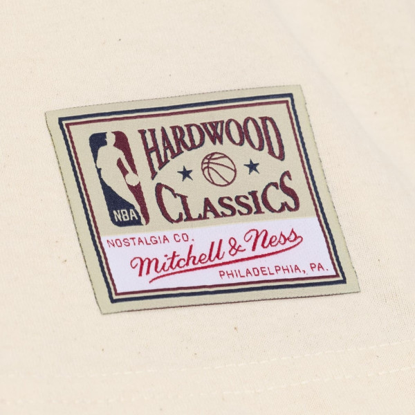 Футболка Philadelphia 76ers Mitchell & Ness Cream Hardwood Classics Champions Vintage
