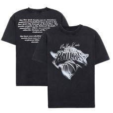 New York Knicks NBA x Chase B Black Logo T-Shirt