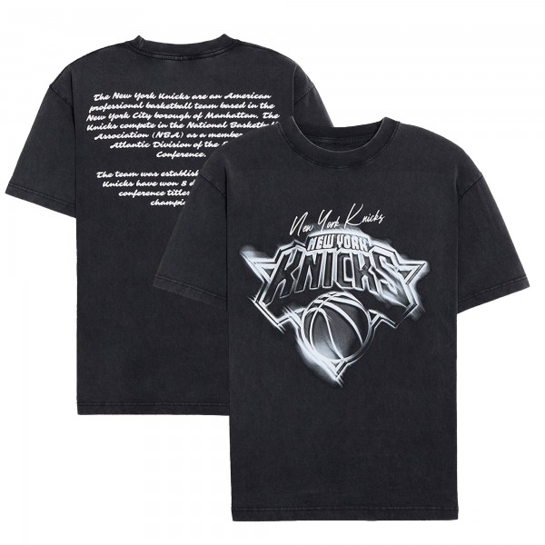 New York Knicks NBA x Chase B Black Logo T-Shirt