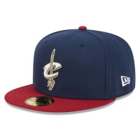 Бейсболка Cleveland Cavaliers New Era Navy/Red 2025/26 Classic Edition Jersey Hook 59FIFTY