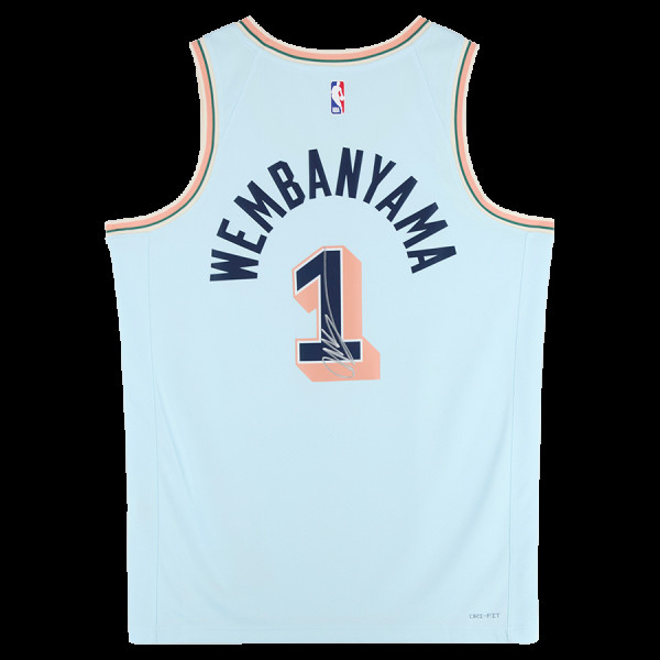 Джерси с автографом Victor Wembanyama San Antonio Spurs Fanatics Authentic Light Blue Nike 2024-25 City Edition Swingman
