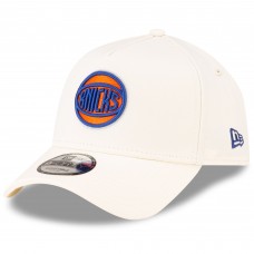 Бейсболка New York Knicks Malbon Golf x New Era Cream 9FORTY A-Frame