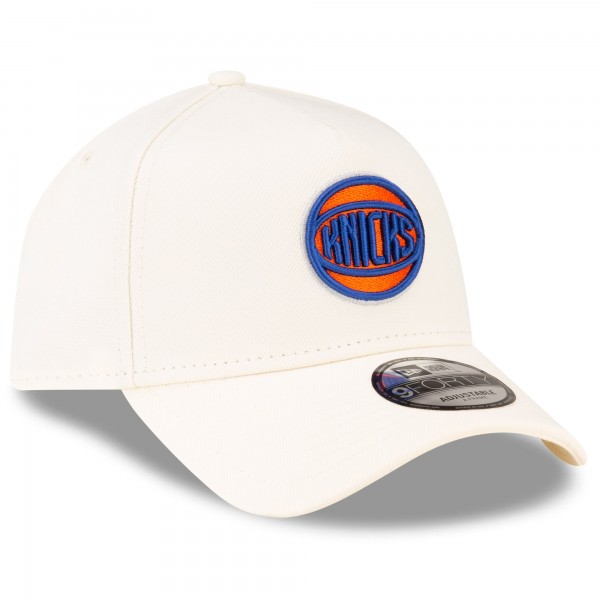 Бейсболка New York Knicks Malbon Golf x New Era Cream 9FORTY A-Frame