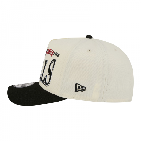 Бейсболка Chicago Bulls New Era Cream/Black Stretched 2-Tone A-Frame 9FIFTY