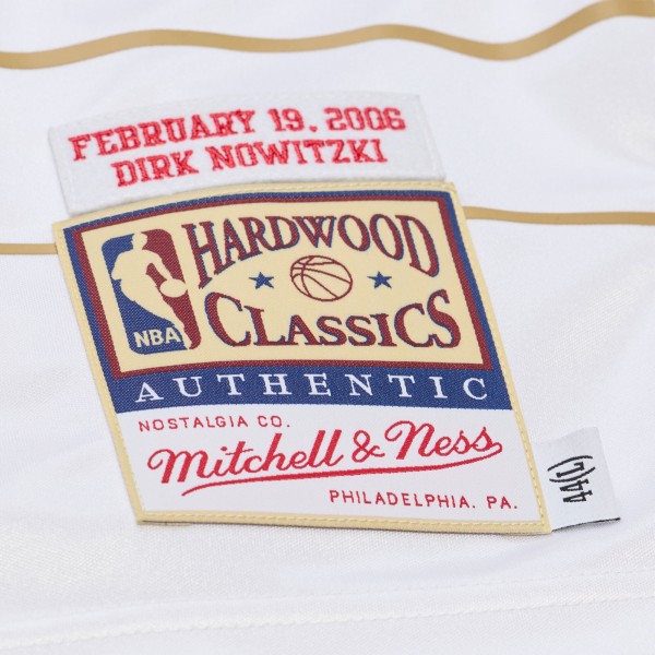 Джерси 2006 NBA All-Star Game Dirk Nowitzki Mitchell & Ness Red/White Authentic