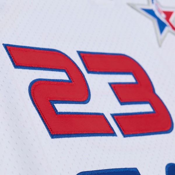 Джерси 2006 NBA All-Star Game LeBron James Mitchell & Ness White/Blue Authentic