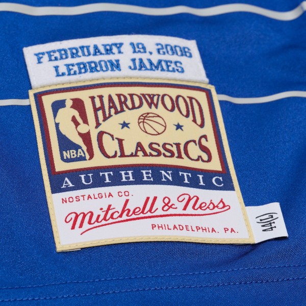Джерси 2006 NBA All-Star Game LeBron James Mitchell & Ness White/Blue Authentic