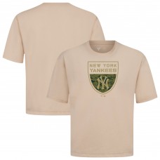New York Yankees Levelwear Khaki Oversized Luxe Signature Knit Buckler T-Shirt