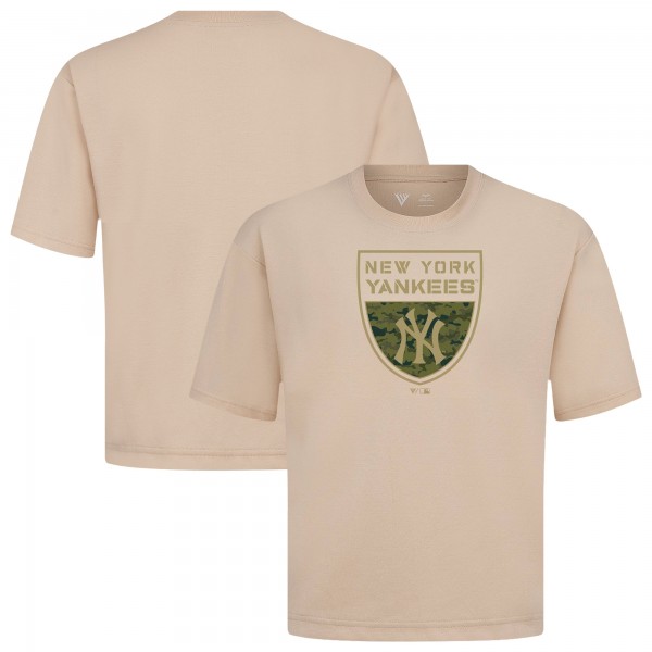 New York Yankees Levelwear Khaki Oversized Luxe Signature Knit Buckler T-Shirt