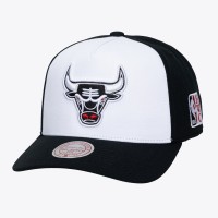 Бейсболка Chicago Bulls Mitchell & Ness White Hardwood Classics Legendary Away Pro-Pinch