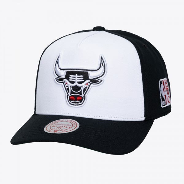 Бейсболка Chicago Bulls Mitchell & Ness White Hardwood Classics Legendary Away Pro-Pinch