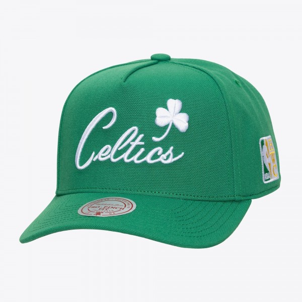 Boston Celtics Mitchell & Ness Kelly Green Legendary Home Pro Pinch Snapback Hat