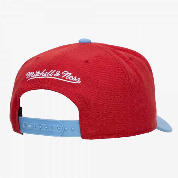Chicago Bulls Mitchell & Ness Red Legendary Home Pro Pinch Snapback Hat