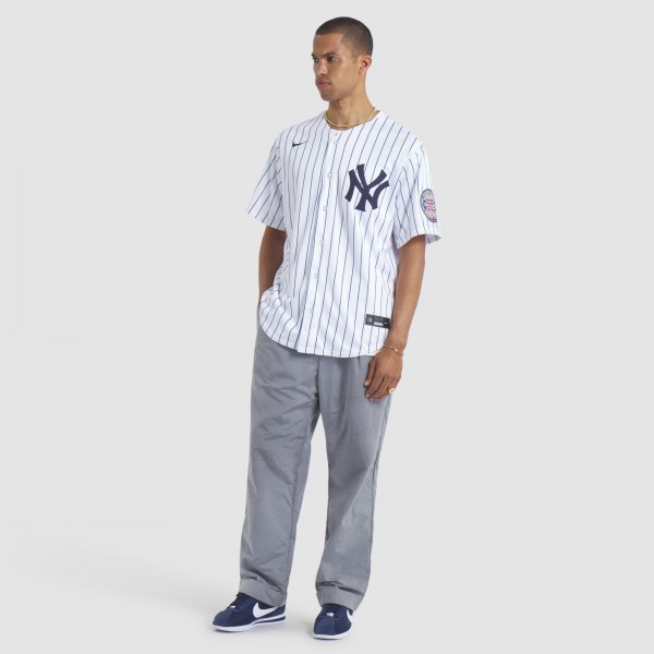 Игровая джерси New York Yankees CC Sabathia Nike White 2025 Baseball Hall of Fame Name & Number Retired Replica
