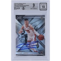 Tyler Herro Miami Heat Autographed 2019-20 Panini Chronicles XR #277 Beckett Fanatics Witnessed Authenticated 9/10 Rookie Card