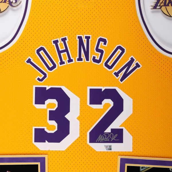 Игровая джерси Magic Johnson Los Angeles Lakers Autographed Fanatics Authentic Deluxe Framed Gold Mitchell & Ness Swingman