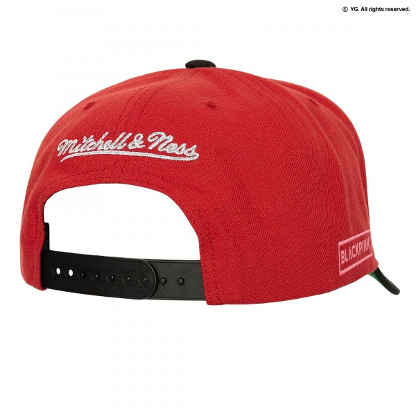 Бейсболка Chicago Bulls Mitchell & Ness x BLACKPINK Red Pro Crown - Limited Edition