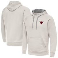 Chicago Bulls Antigua Cream Victory Pullover Hoodie