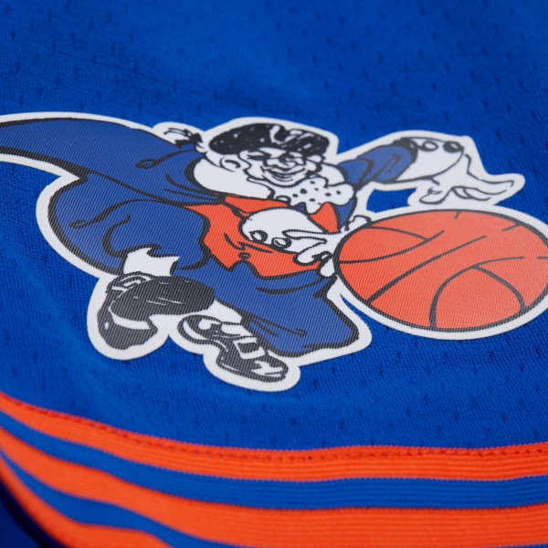 New York Knicks Mitchell & Ness Blue 2005/06 Swingman Shorts