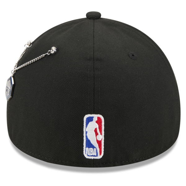 Бейсболка Charlotte Hornets New Era Black 2026 NBA Draft On-Stage Crystal A-Frame 59FORTY