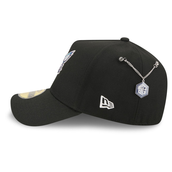Бейсболка Charlotte Hornets New Era Black 2026 NBA Draft On-Stage Crystal A-Frame 59FORTY