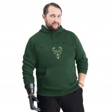 Milwaukee Bucks G-III Sports by Carl Banks Green Adaptive Team Arc Fleece Hoodie