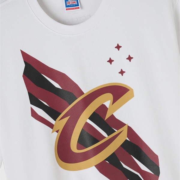 Cleveland Cavaliers OVO x NBA White Heavyweight T-Shirt