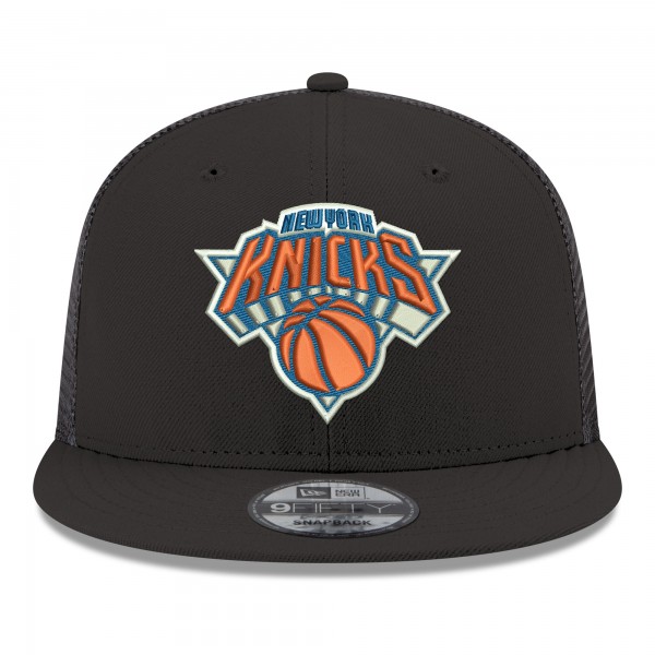 Бейсболка New York Knicks New Era Black Core Logo Meshback 9FIFTY Snapback
