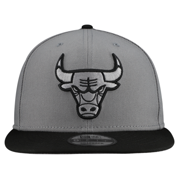 Бейсболка Chicago Bulls New Era Gray Core Logo Storm Gray Two-Tone 9FIFTY Snapback
