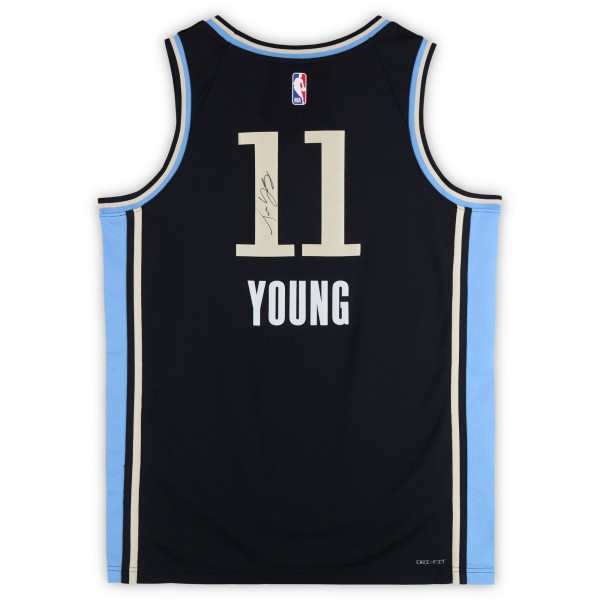 Игровая джерси Trae Young Atlanta Hawks Autographed Fanatics Authentic Black Nike 2023-24 City Edition Swingman