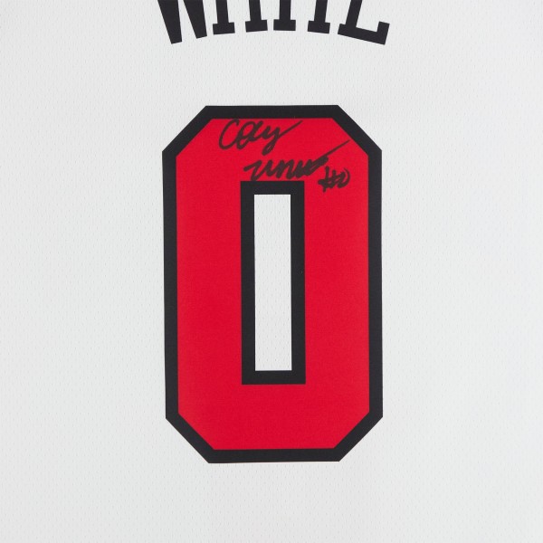 Игровая джерси Coby White Chicago Bulls Autographed Fanatics Authentic White Nike Association Edition Swingman