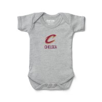 Малышам & Newborn Cleveland Cavaliers Chad & Jake Heather Gray Embroidered Bodysuit