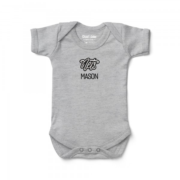 Малышам Brooklyn Nets Chad & Jake Heather Gray Embroidered Personalized Bodysuit
