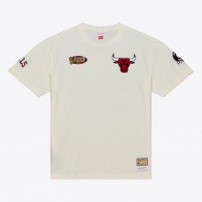 Chicago Bulls Mitchell & Ness Cream Hardwood Classics Chainstitch Premium T-Shirt