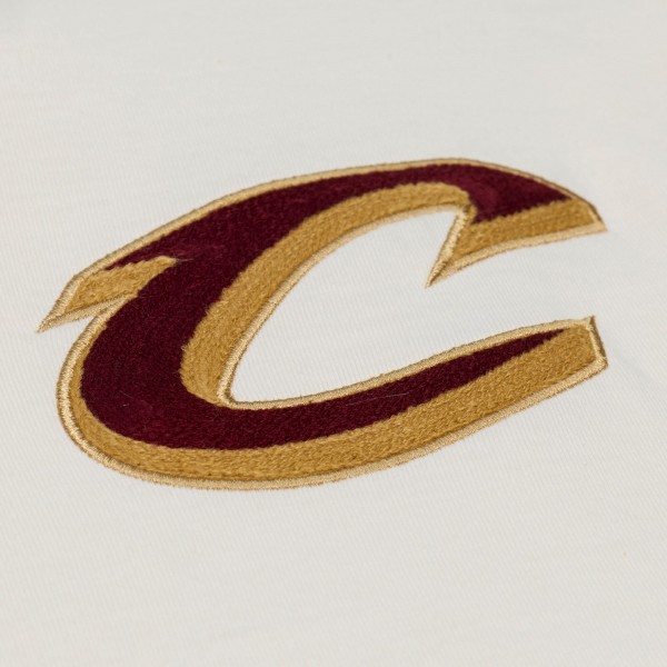 Cleveland Cavaliers Mitchell & Ness Cream Hardwood Classics Chainstitch Premium T-Shirt