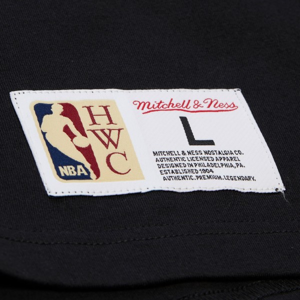 Cleveland Cavaliers Mitchell & Ness Black Hardwood Classics Throw It Back Premium T-Shirt