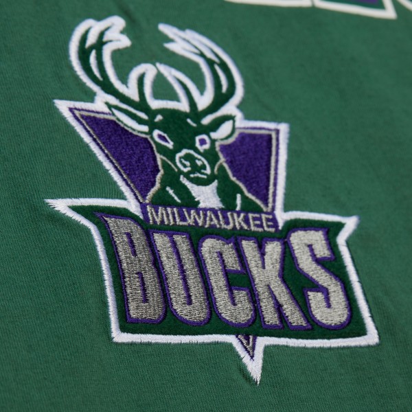 Milwaukee Bucks Mitchell & Ness Green Hardwood Classics Throw It Back Premium T-Shirt