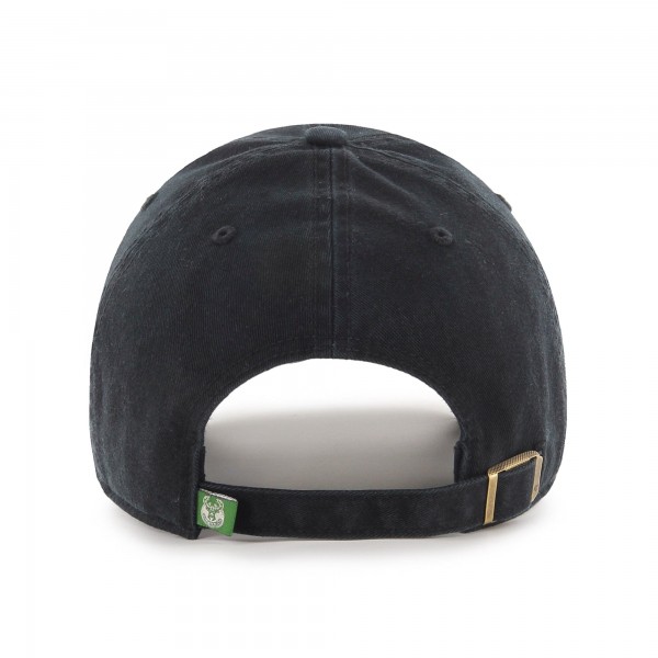 Бейсболка Milwaukee Bucks 47 Black on Black Clean Up