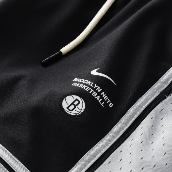 Шорты Brooklyn Nets Nike 2026 Standard Issue Pre-Game Pro - Black