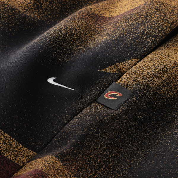 Шорты Cleveland Cavaliers Nike 2026 Standard Issue Practice Icon Fleece - Black
