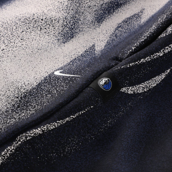 Шорты Dallas Mavericks Nike 2026 Standard Issue Practice Icon Fleece - Black