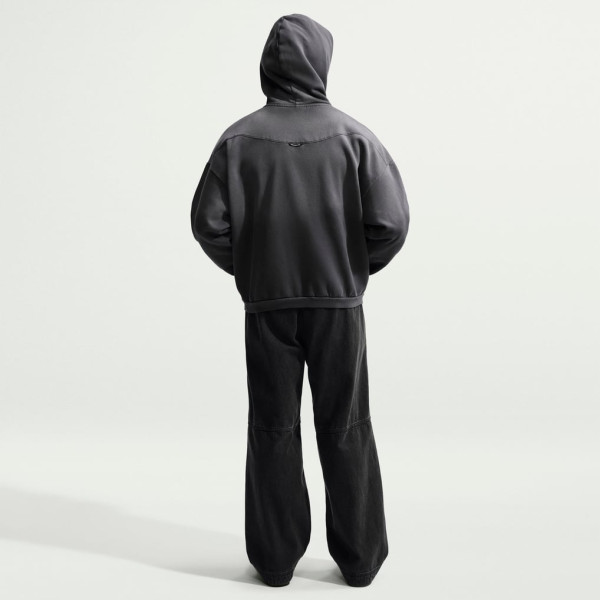 Толстовка New York Knicks Nike 2026 Standard Issue Travel Washed Fleece - Charcoal