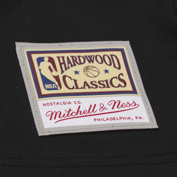 Футболка Philadelphia 76ers Allen Iverson Mitchell & Ness Black Hardwood Classics
