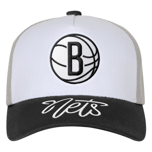 Детская бейсболка Brooklyn Nets Outerstuff White/Black Logo Three Pro Pinch Pre-Curved