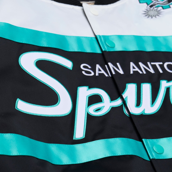 Куртка San Antonio Spurs Mitchell & Ness Black Hardwood Classics Head Coach Lightweight Satin Full-Snap